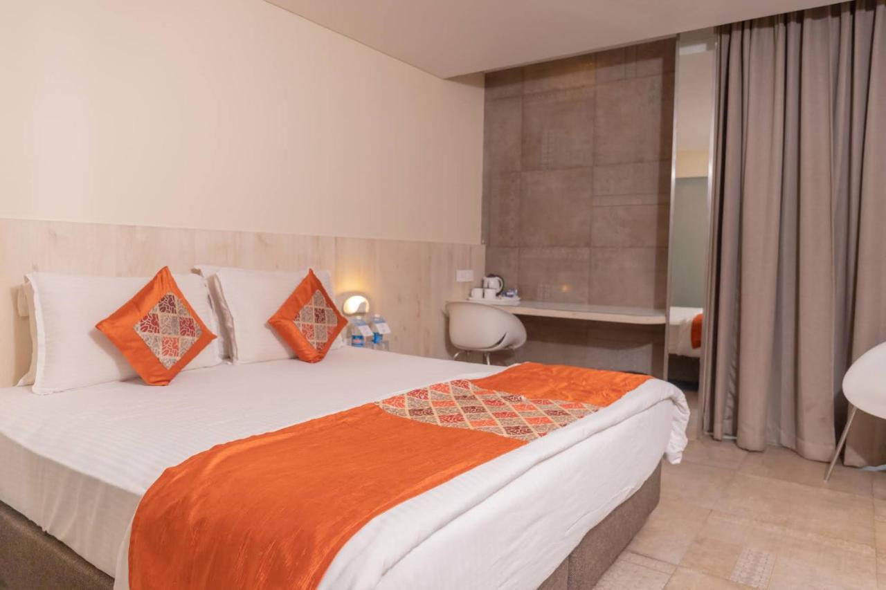 Hotel Citrus Prime Candolm, Goa 칸돌림 외부 사진