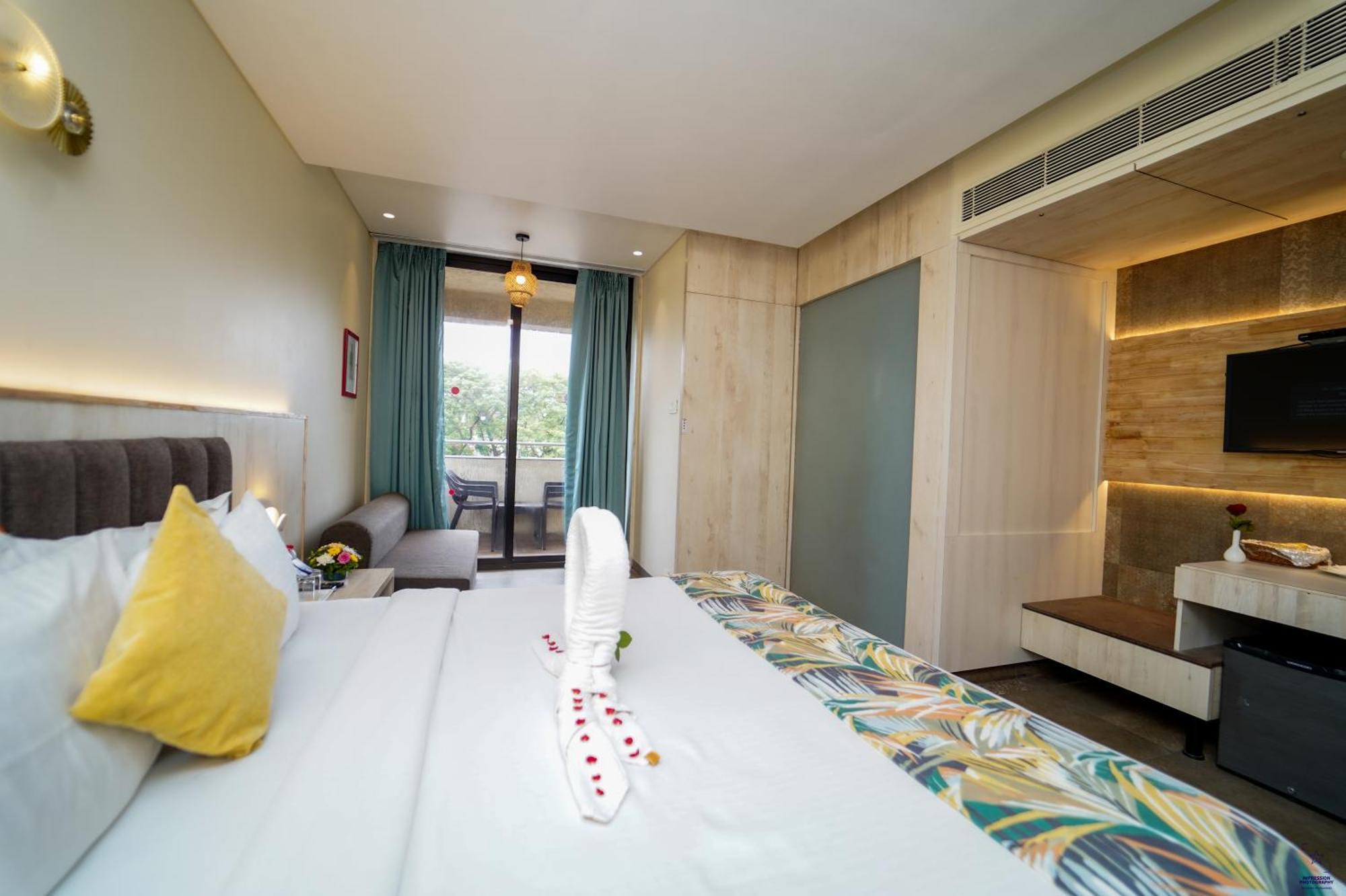 Hotel Citrus Prime Candolm, Goa 칸돌림 외부 사진